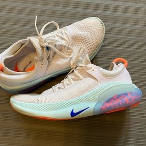 Nike joyride run sample